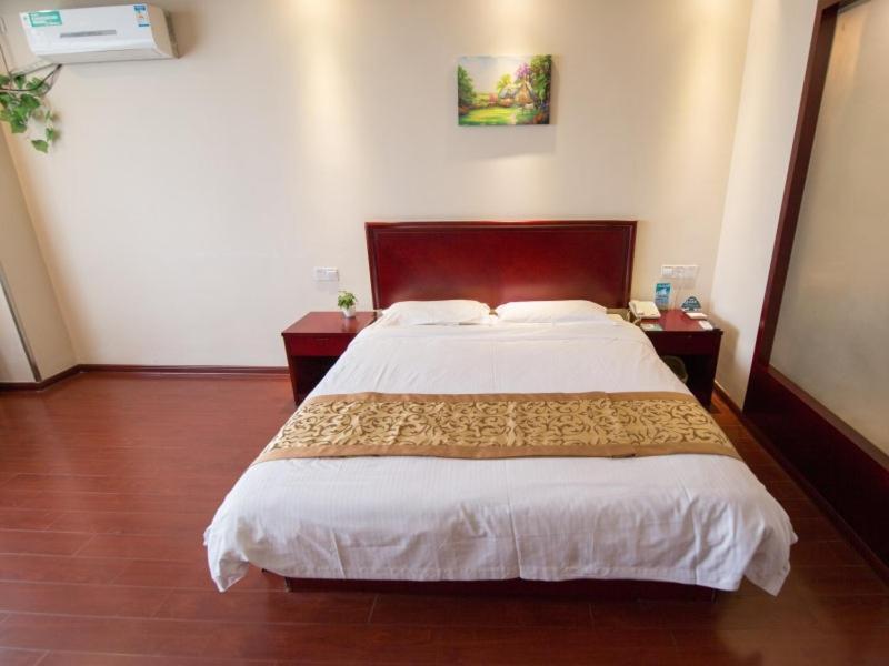 Greentree Inn Anhui Guangde Zhongyang Lecheng Business Hotel Esterno foto